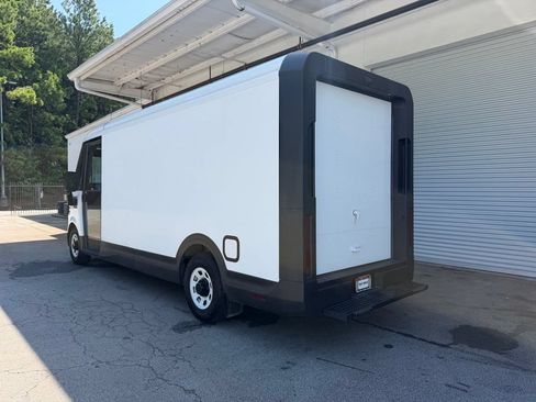 Used 2024 Chevrolet Brightdrop 600 w/ Commercial Equipment Package AWD/4WD image 5
