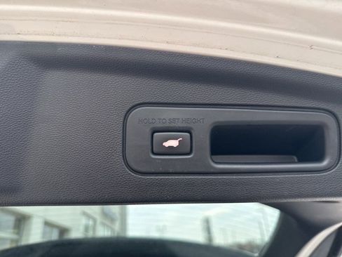 Used 2023 Acura MDX SH-AWD w/ Technology Package image 7