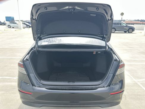 Used 2023 Honda Accord LX image 19