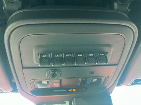 Used 2023 Ford Bronco Black Diamond AWD/4WD image 51