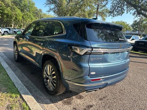 Used 2026 Buick Enclave Avenir w/ Super Cruise Package AWD/4WD image 8