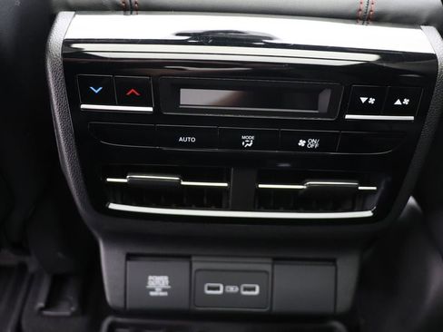 Used 2022 Acura MDX A-Spec image 13