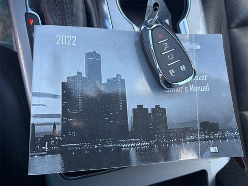 Used 2022 Chevrolet Blazer LT w/ Sound & Technology Package image 30