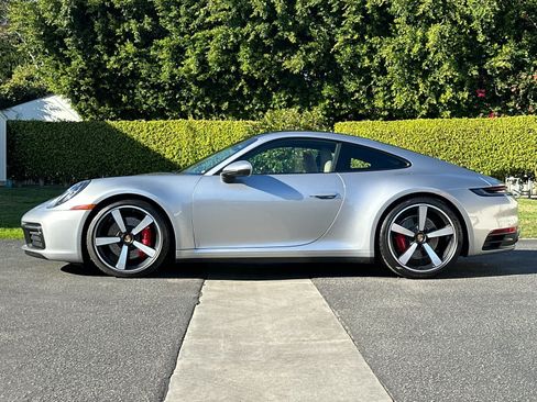 Certified 2024 Porsche 911 Carrera S RWD image 2