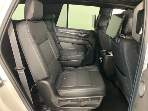 Used 2021 GMC Yukon Denali w/ Denali Premium Package AWD/4WD image 39