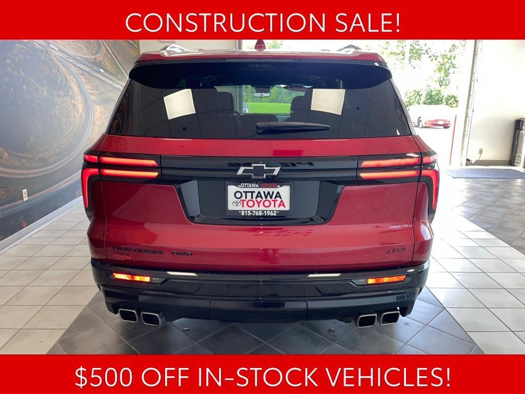 Used 2024 Chevrolet Traverse RS AWD/4WD image 6