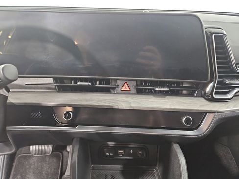 Used 2024 Kia Sportage X-Line w/ X-Line Premium Package image 19