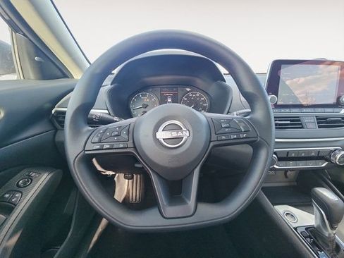 New 2025 Nissan Altima 2.5 S image 12