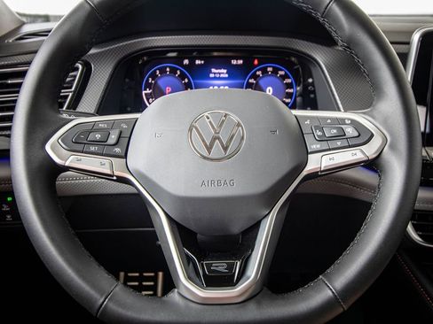 New 2026 Volkswagen Atlas Peak Edition image 38