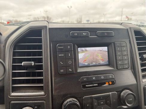 Used 2022 Ford F350 XL w/ Power Equipment Group image 13