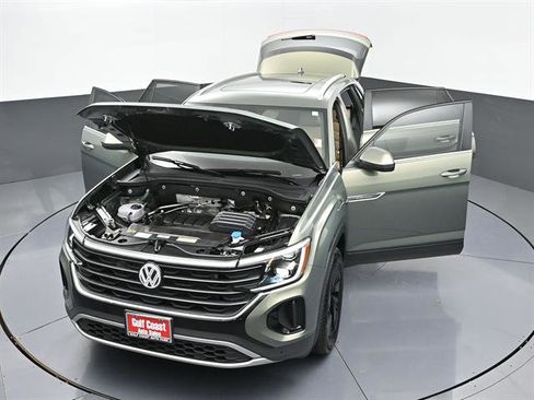 Used 2026 Volkswagen Atlas Cross Sport SE image 45