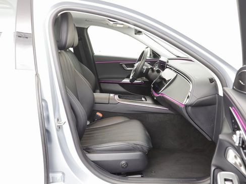 Used 2025 Mercedes-Benz E 450 4MATIC All-Terrain Wagon image 18