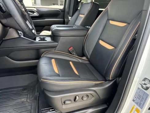 Used 2024 GMC Yukon XL AT4 w/ Technology Package image 20