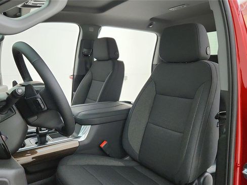 Used 2023 Chevrolet Silverado 1500 LT AWD/4WD image 49