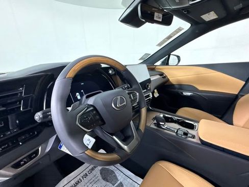 New 2026 Lexus RX 350h image 11