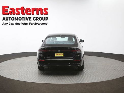 Used 2025 Honda Accord LX image 37