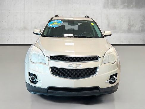 Used 2011 Chevrolet Equinox LT w/ Driver Convenience Package image 2