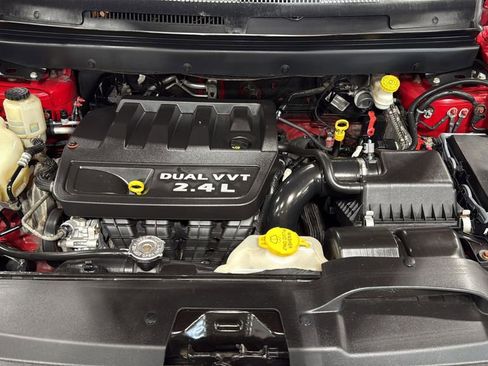 Used 2013 Dodge Journey FWD image 29