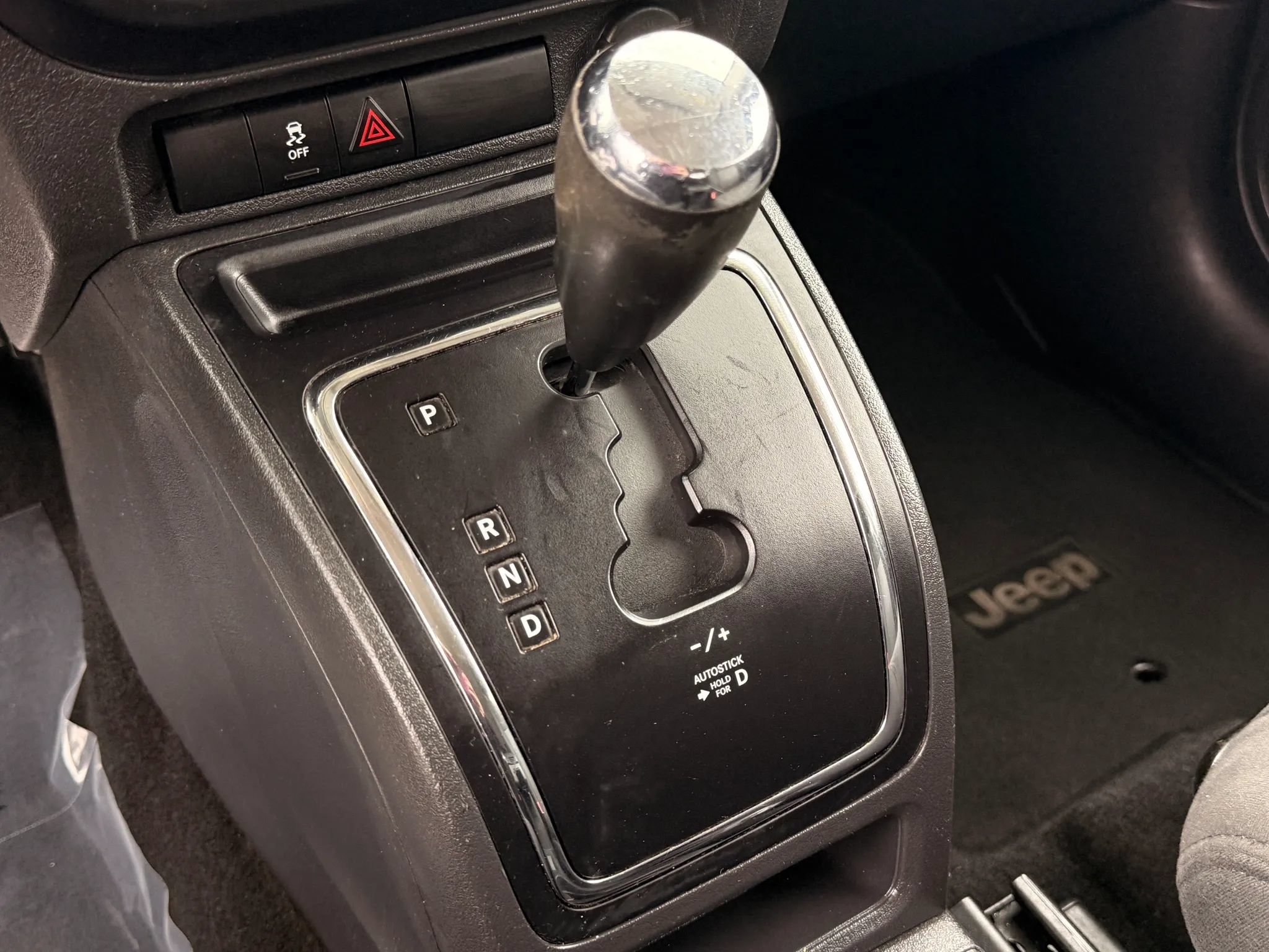 Used 2016 Jeep Patriot Sport w/ Power Value Group FWD image 25