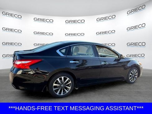 Used 2016 Nissan Altima 2.5 SV w/ Convenience Package FWD image 7