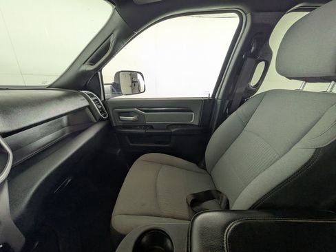Used 2022 RAM 2500 Big Horn image 27