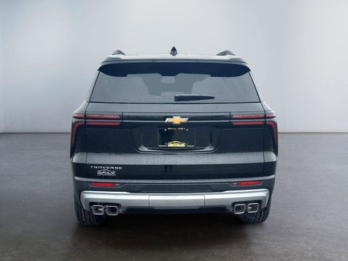 New 2026 Chevrolet Traverse LT w/ LPO, Floor Liner Package image 4