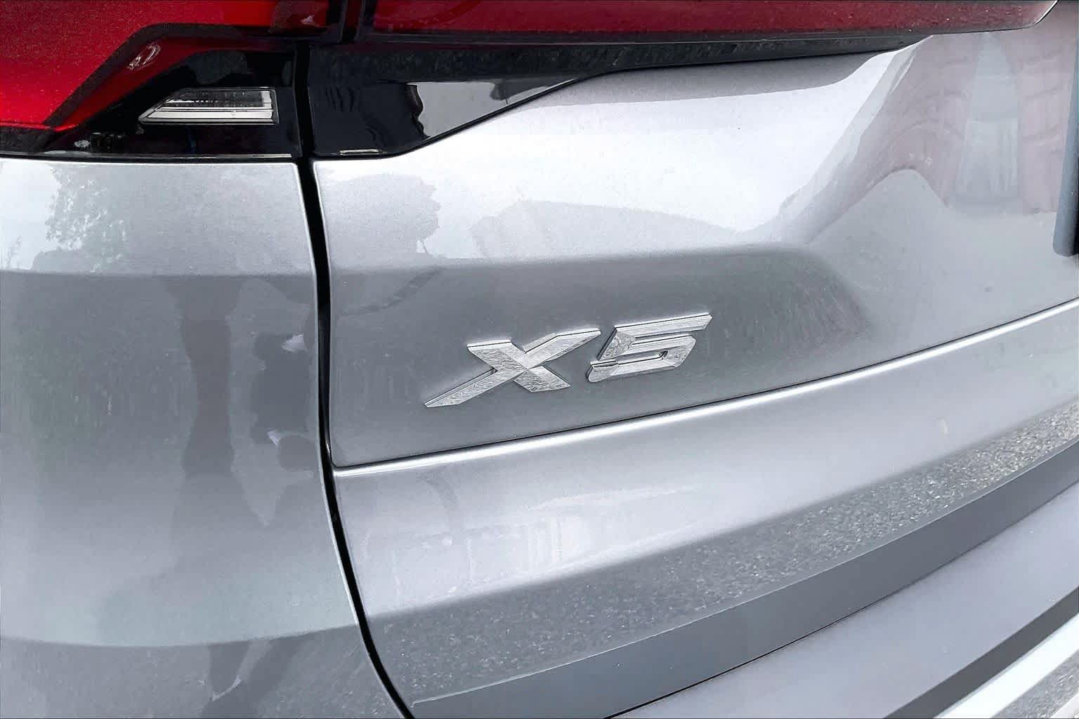 Used 2026 BMW X5 xDrive40i AWD/4WD image 32