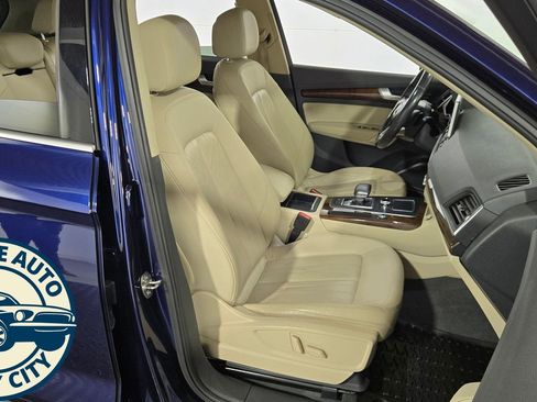 Used 2018 Audi Q5 2.0T Premium Plus w/ Premium Plus Package image 37