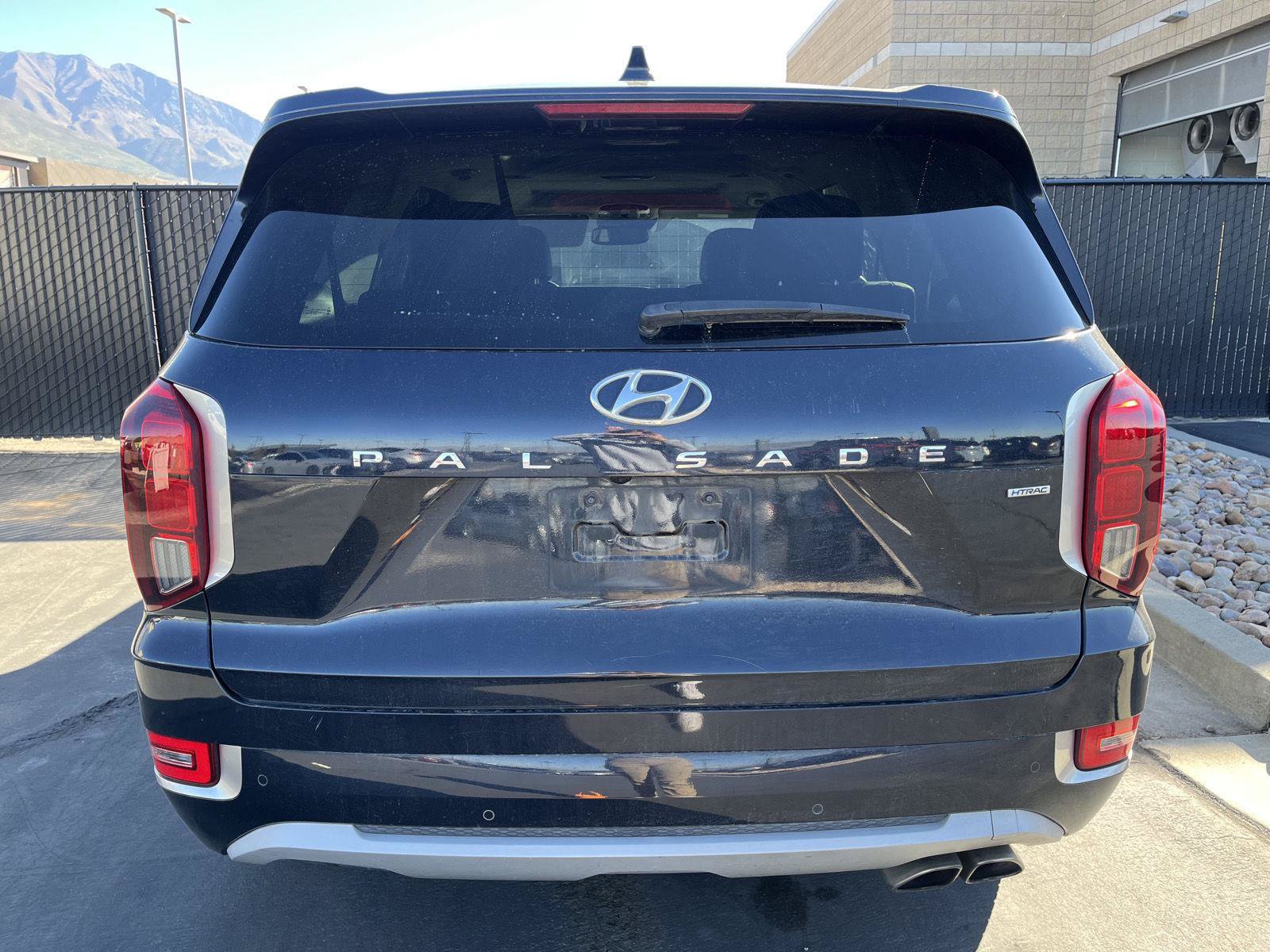 Used 2022 Hyundai Palisade Limited AWD/4WD image 4