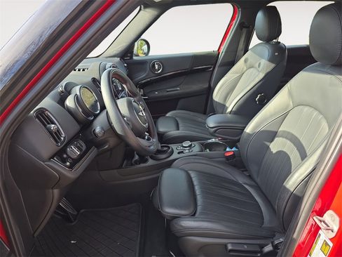 Used 2018 MINI Cooper Countryman S image 9