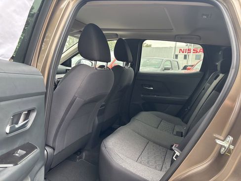 New 2026 Nissan Kicks SV w/ SV Premium Package image 15