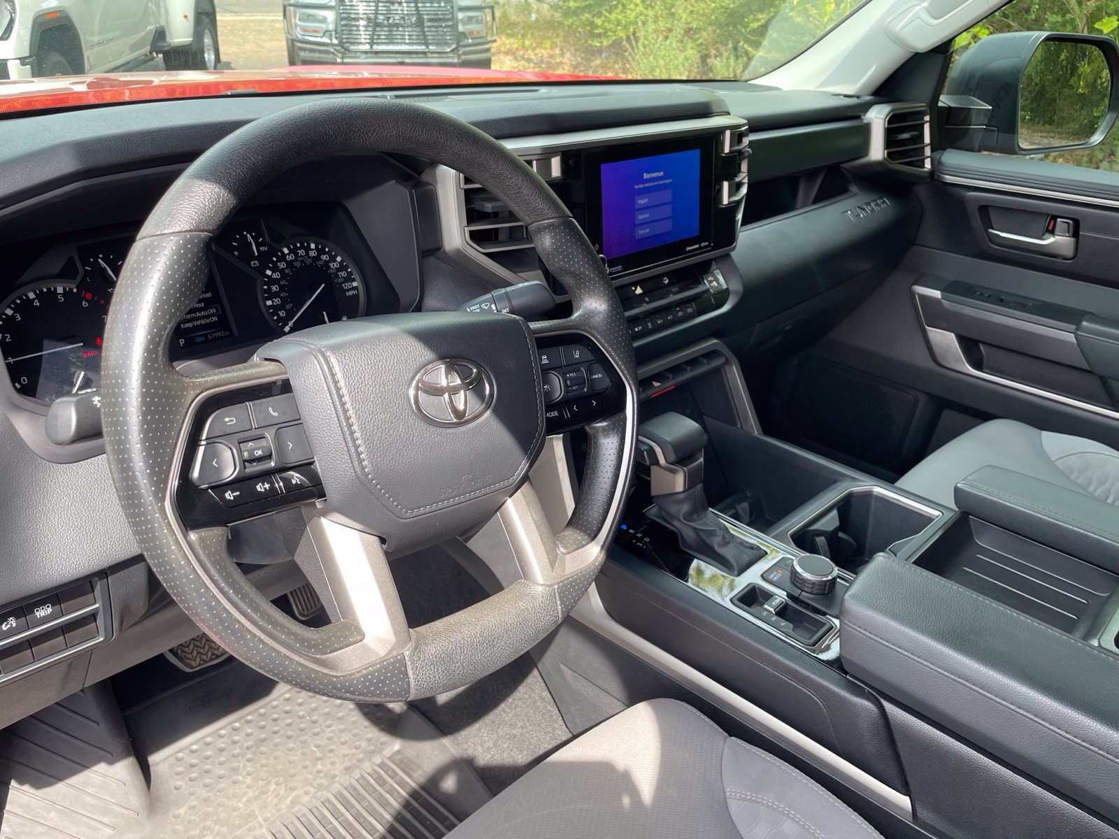 Used 2022 Toyota Tundra SR5 AWD/4WD image 27