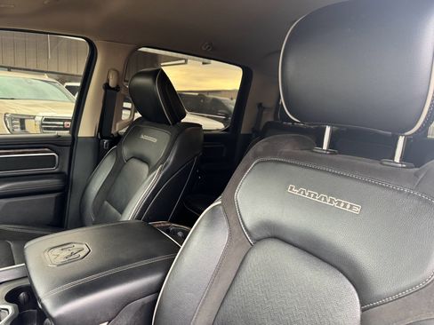 Used 2019 RAM 1500 Laramie image 19