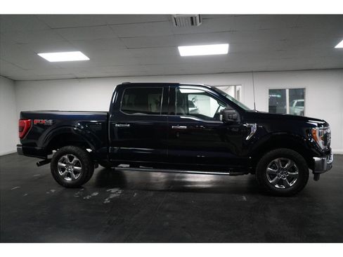 Used 2021 Ford F150 XLT w/ Equipment Group 302A High image 8