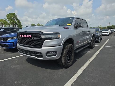 Used 2025 RAM 1500 Big Horn AWD/4WD image 6