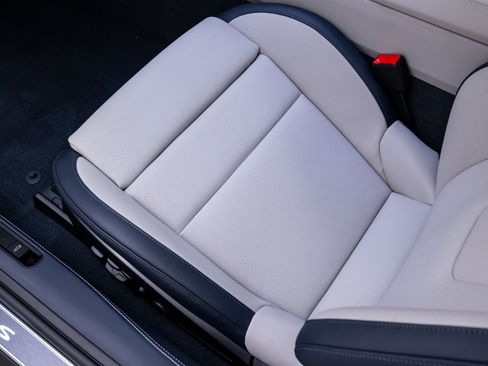 New 2026 Porsche 911 Carrera 4S image 15