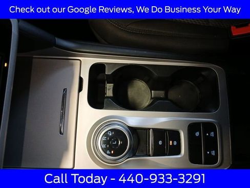 Used 2023 Ford Explorer XLT image 37