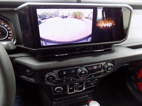 Certified 2024 Jeep Wrangler Sport S image 15