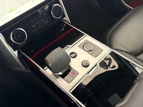Used 2023 Land Rover Range Rover SE AWD/4WD image 18