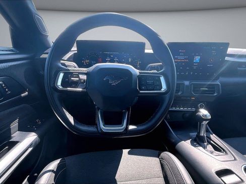 Used 2024 Ford Mustang Coupe RWD image 9