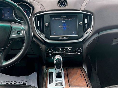 Used 2016 Maserati Ghibli S Q4 AWD/4WD image 9