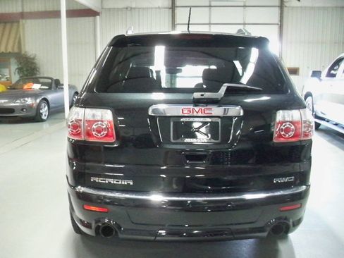 Used 2012 GMC Acadia Denali image 4