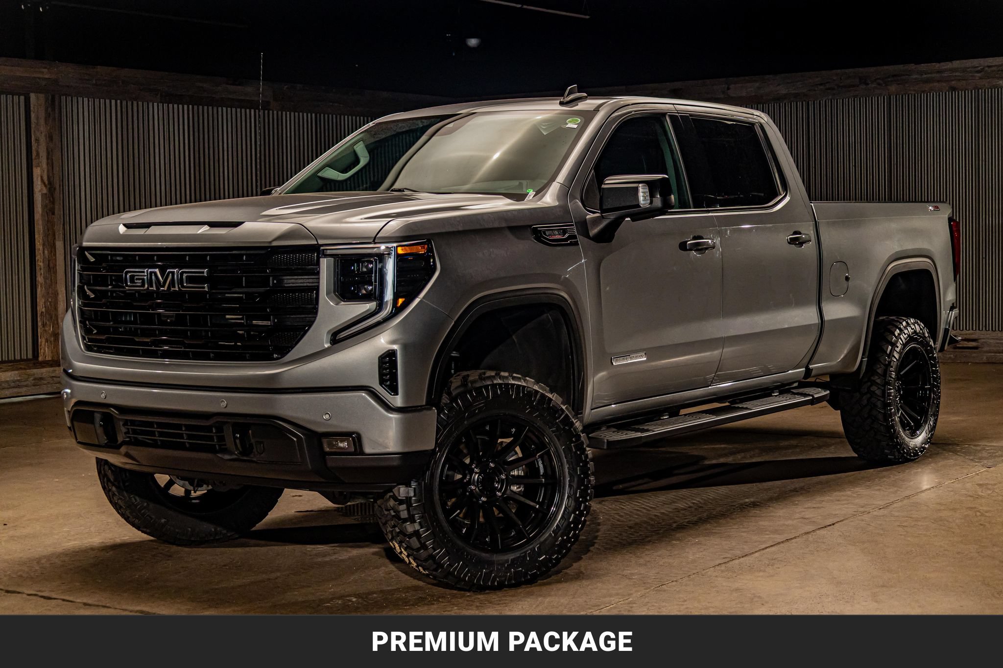 Used 2025 GMC Sierra 1500 Elevation w/ Elevation Premium Package AWD/4WD image 5