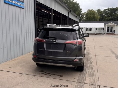 Used 2016 Toyota RAV4 XLE FWD image 9