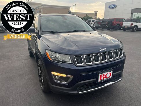 Used 2018 Jeep Compass Limited w/ Navigation Group AWD/4WD image 1