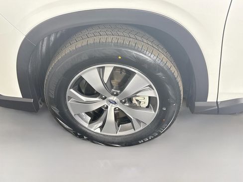 Used 2025 Subaru Ascent Premium AWD/4WD image 38