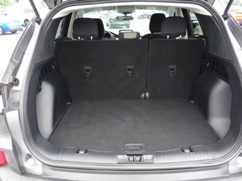 Certified 2022 Ford Escape SE w/ Cold Weather Package image 25