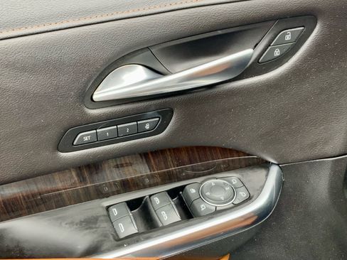 Used 2021 Cadillac XT4 Premium Luxury w/ Enhanced Visibility Package image 53