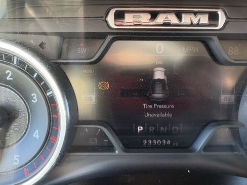 Used 2019 RAM 2500 Laramie image 17