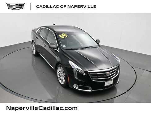 Used 2019 Cadillac XTS Luxury FWD image 1